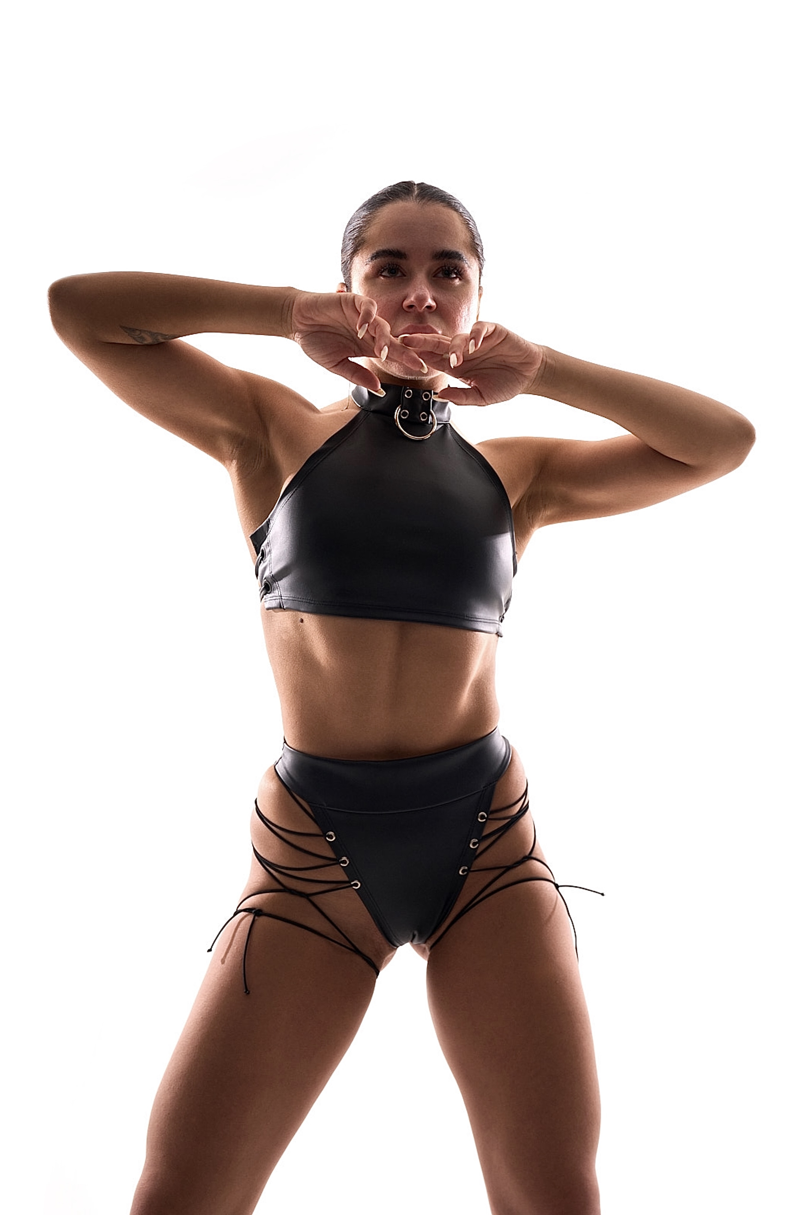 Середня посадка шортів Shibari